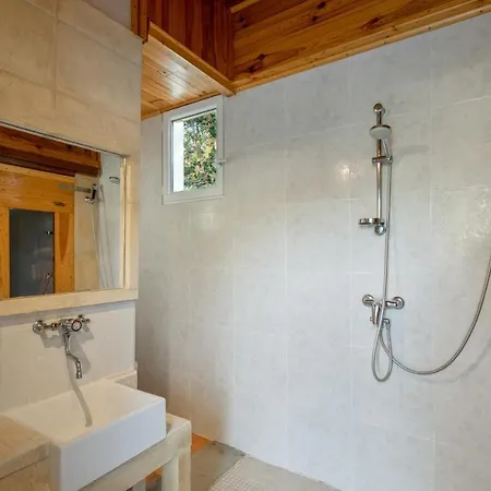 Luxueuse A + Jacuzzi Villa